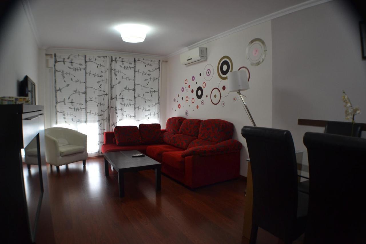 Apartamento Acueducto, Tres Dormitorios Y Parking Gratis Mérida Exteriör bild