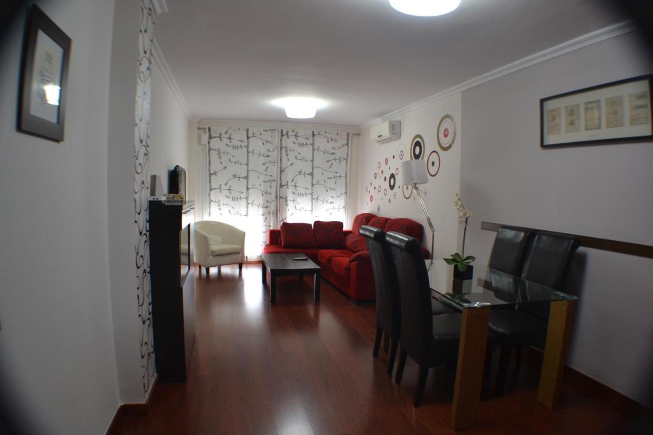 Apartamento Acueducto, Tres Dormitorios Y Parking Gratis Mérida Exteriör bild