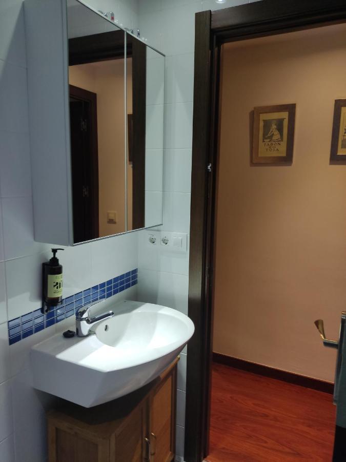 Apartamento Acueducto, Tres Dormitorios Y Parking Gratis Mérida Exteriör bild